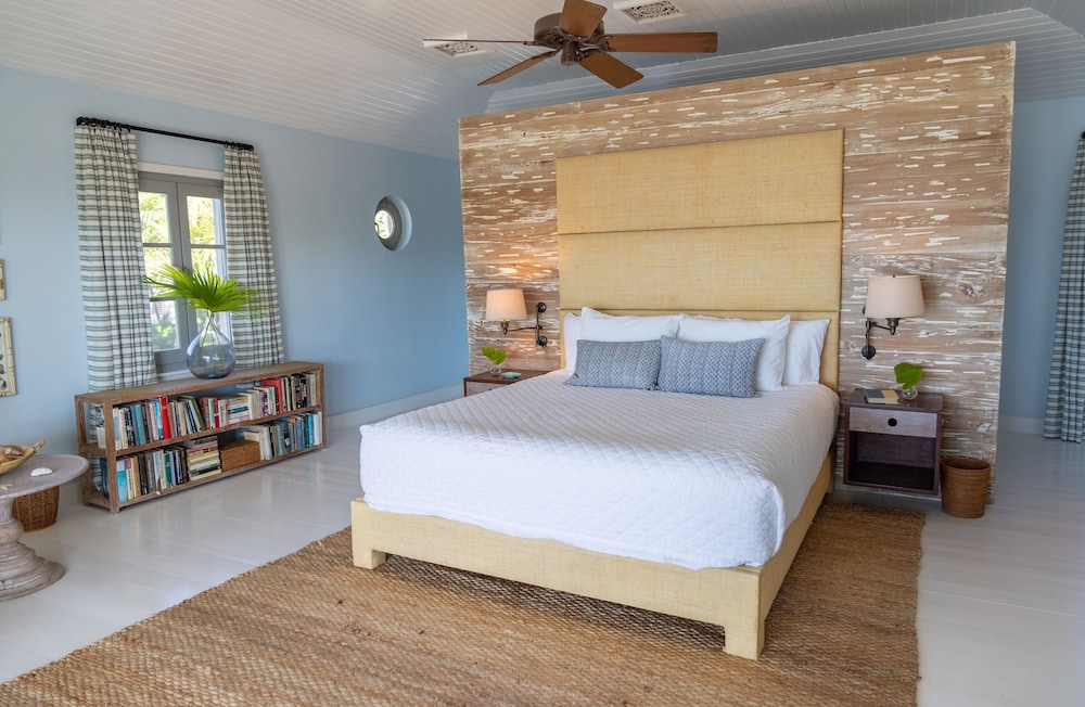 Beehive Harbour Island. Luxury Dream World On The Bay. Private D 5 Bedroom Home