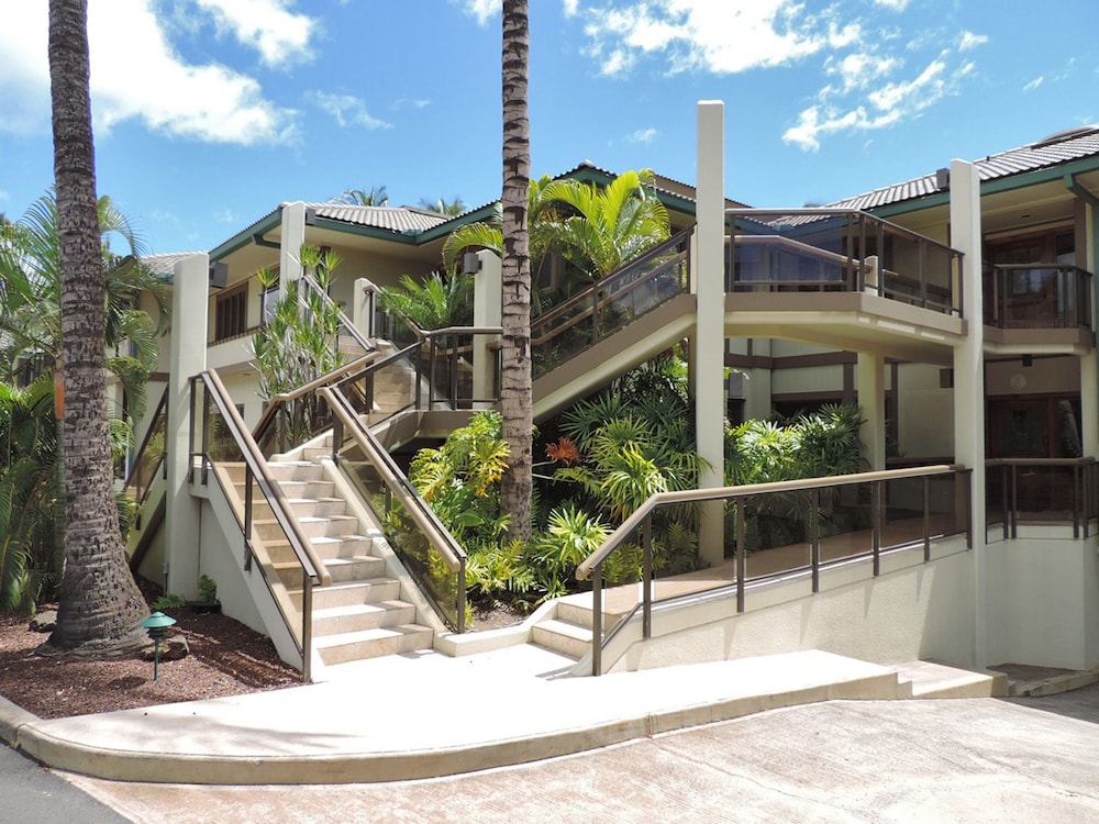 Puunoa  - CoralTree Residence Collection