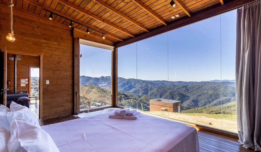 Cabana vista panorâmica e jacuzzi VST022