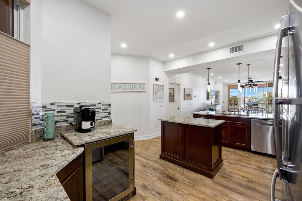 Palm Harbor #202e
