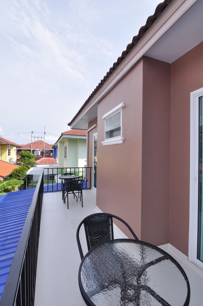Pattaya Pool Villa