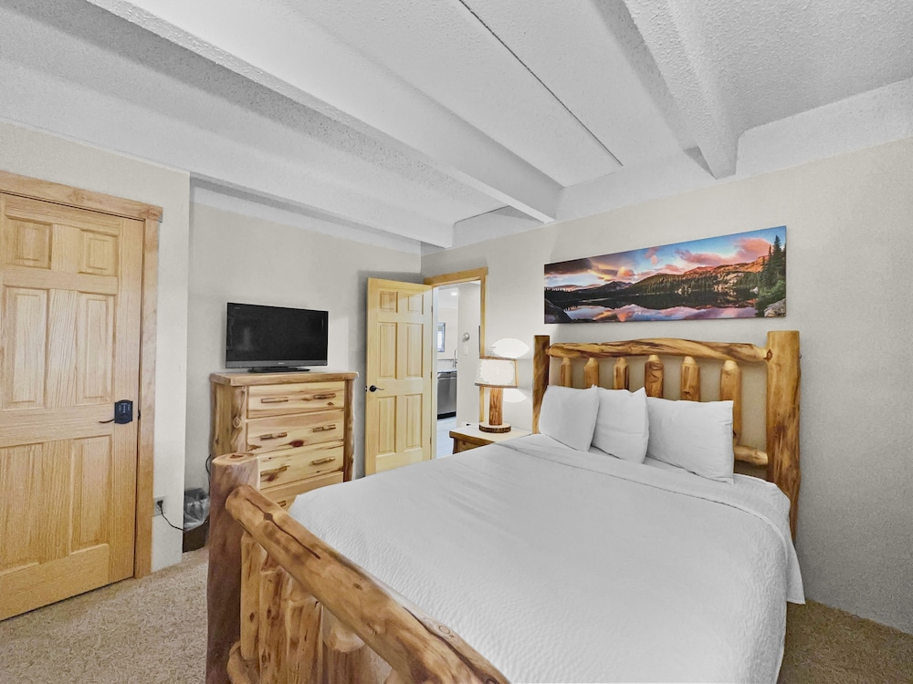 SkyRun - Copper Mountain Resort Vacation Condos