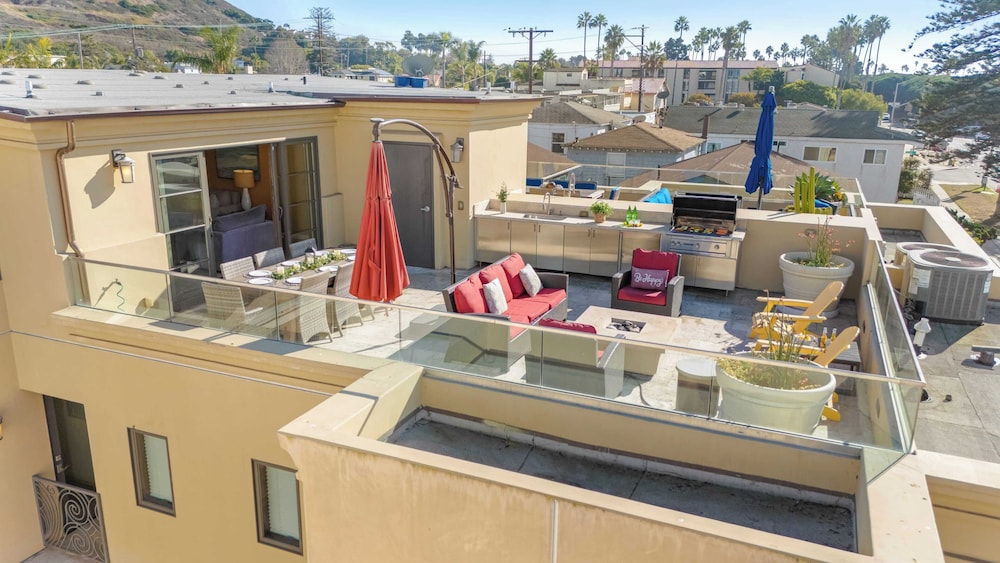 Windansea by Avantstay Private Rooftop Patio, 2 Blocks to Beach & Town