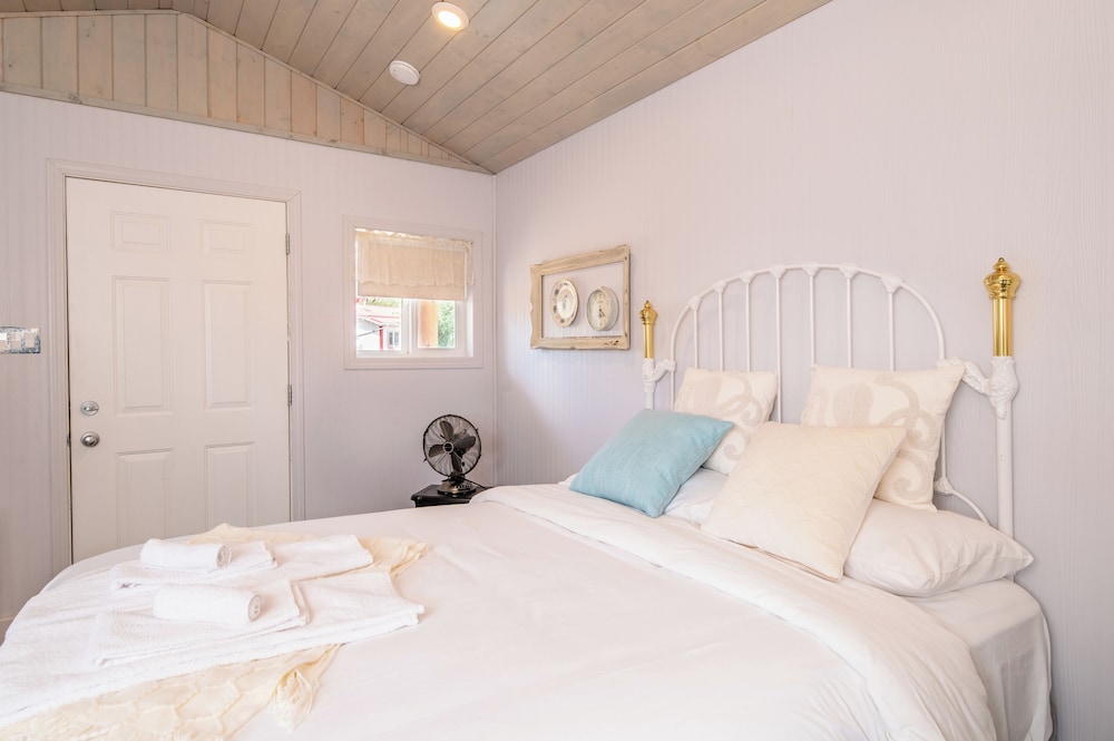 Prairie Junction Cabins Stettler
