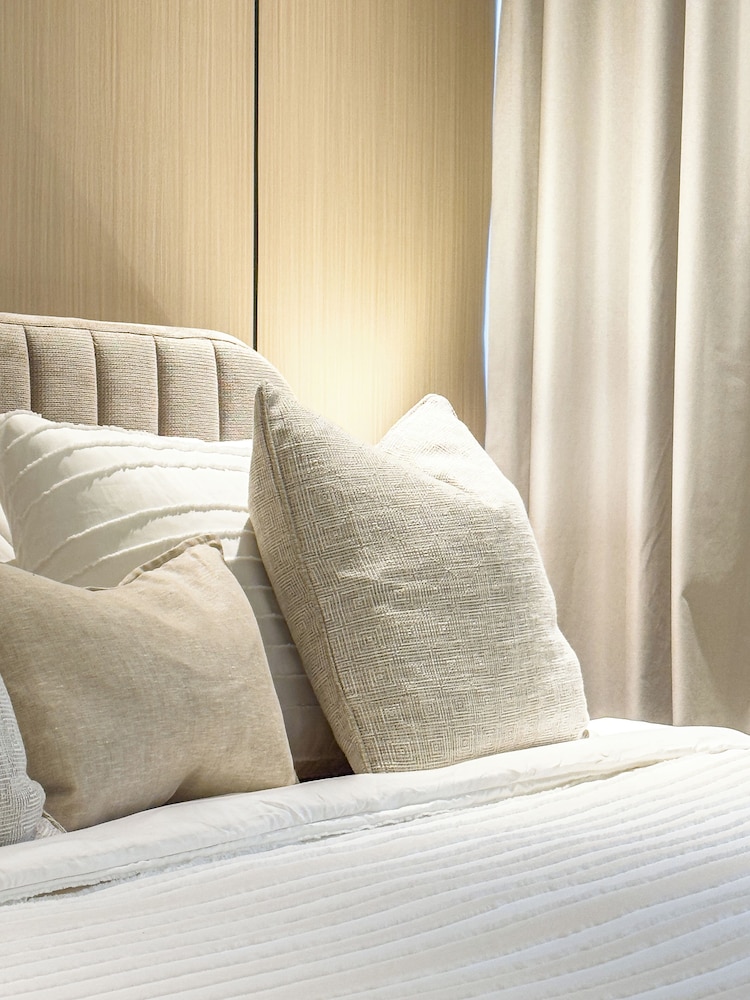 Superhost Spacious 1BR Arjan