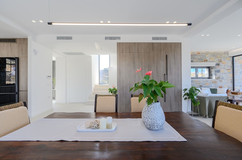 Theasea Luxury Residence