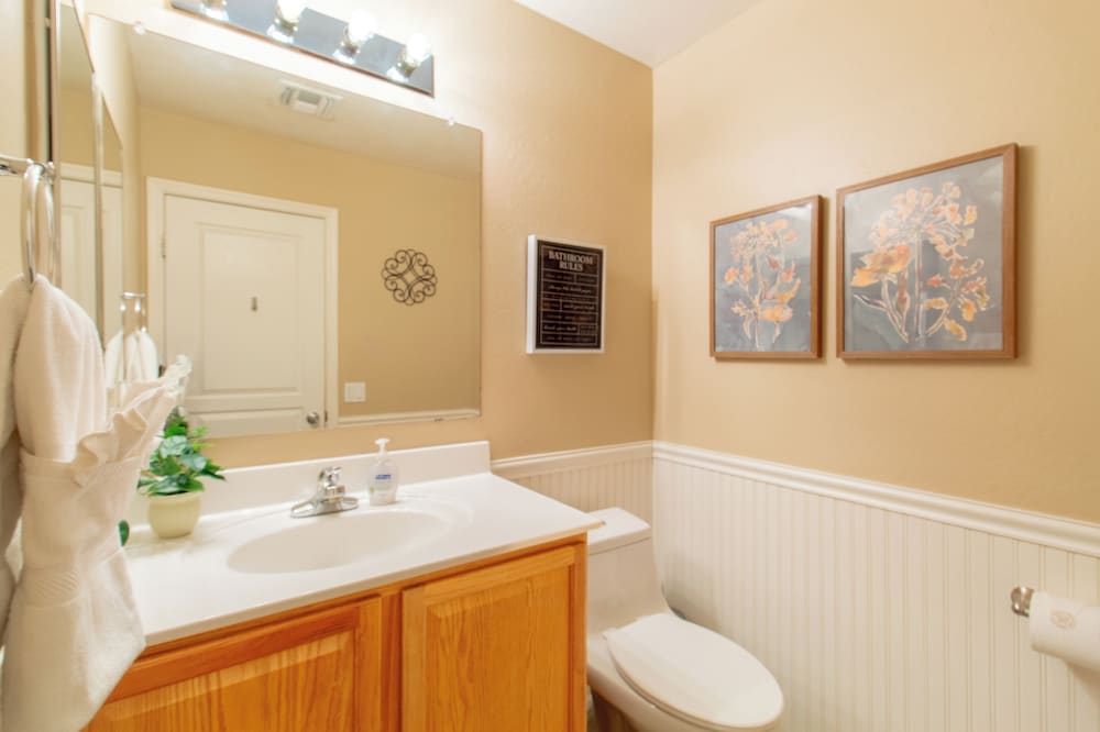 Casa Alessia 4BR Home & Heated Pool