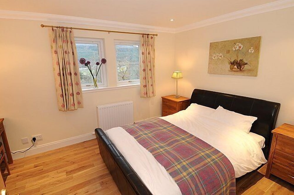 BCC Lochness Cottages