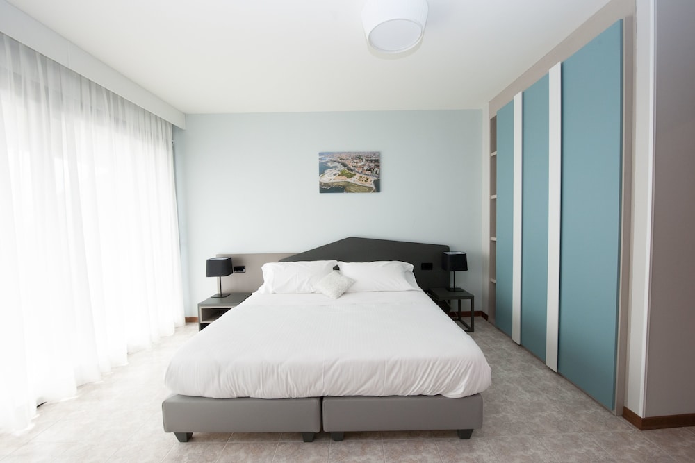Suites Marilia Apartments
