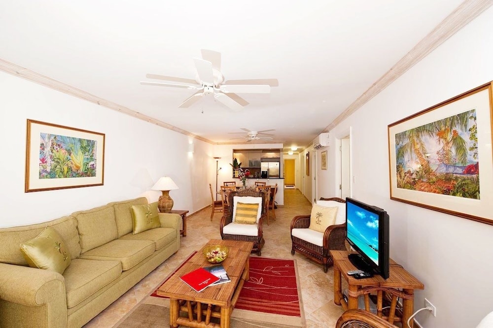 Modern 2-bed Apt Near Beach In St. Lawrence Gap 2 Bedroom Apts by Bluescape