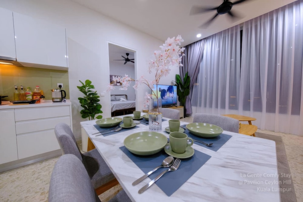 Pavilion Ceylon Hill Suites Apartments KL
