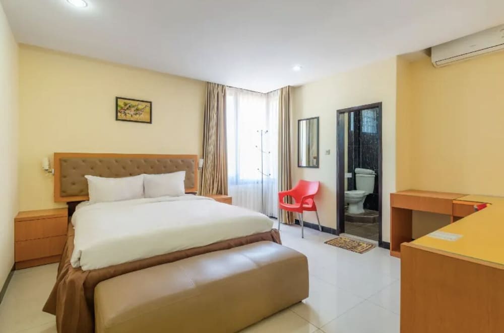 TwoSpaces Living at D'Rainbow Homestay view 4