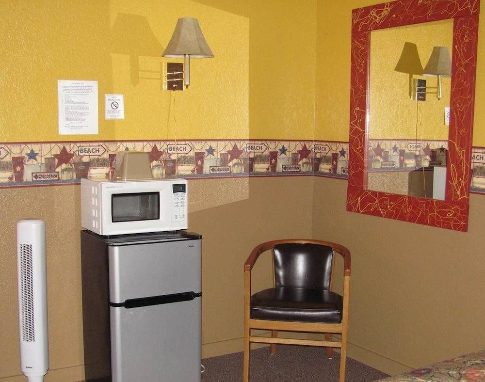 Earth Inn Motel