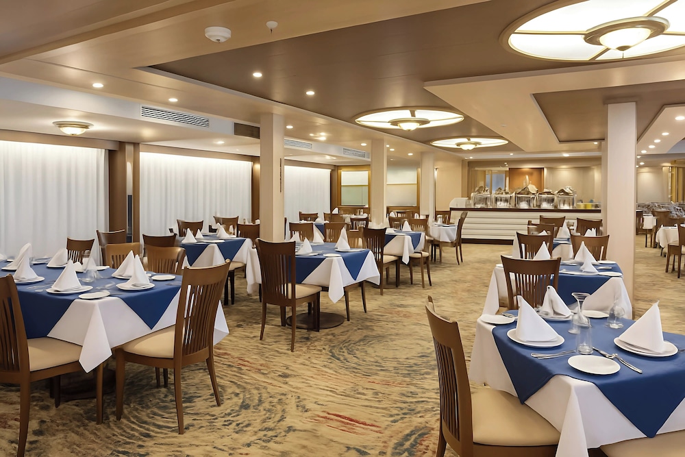 Nile Cruise Rene, Every Wednesday from Aswan for 3 nights and every Saturday from Luxor for 4 nights, including three meals
