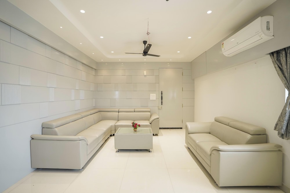 Aurelia Apartment By Red Olive 4bhk 30min Hitech