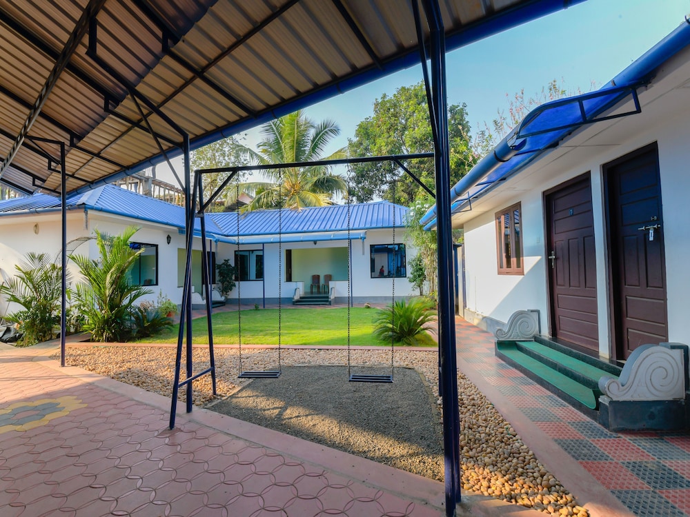 OYO 11529 Diamond Residency