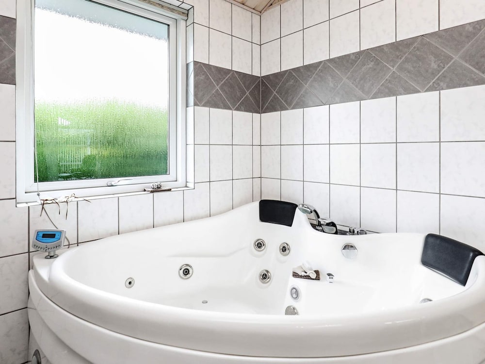 8 Person Holiday Home in Fjerritslev view 3
