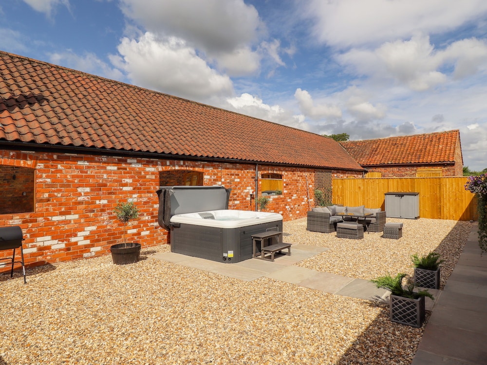 The Grange Cottage 1