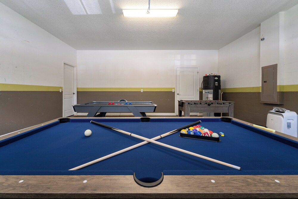 9BR Family Villa Pool Near Disney
