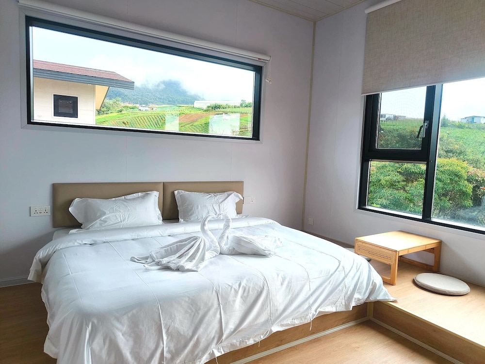 The Pampines Villa