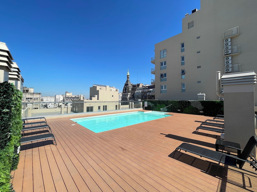 Studio Luxury Balcony Pool