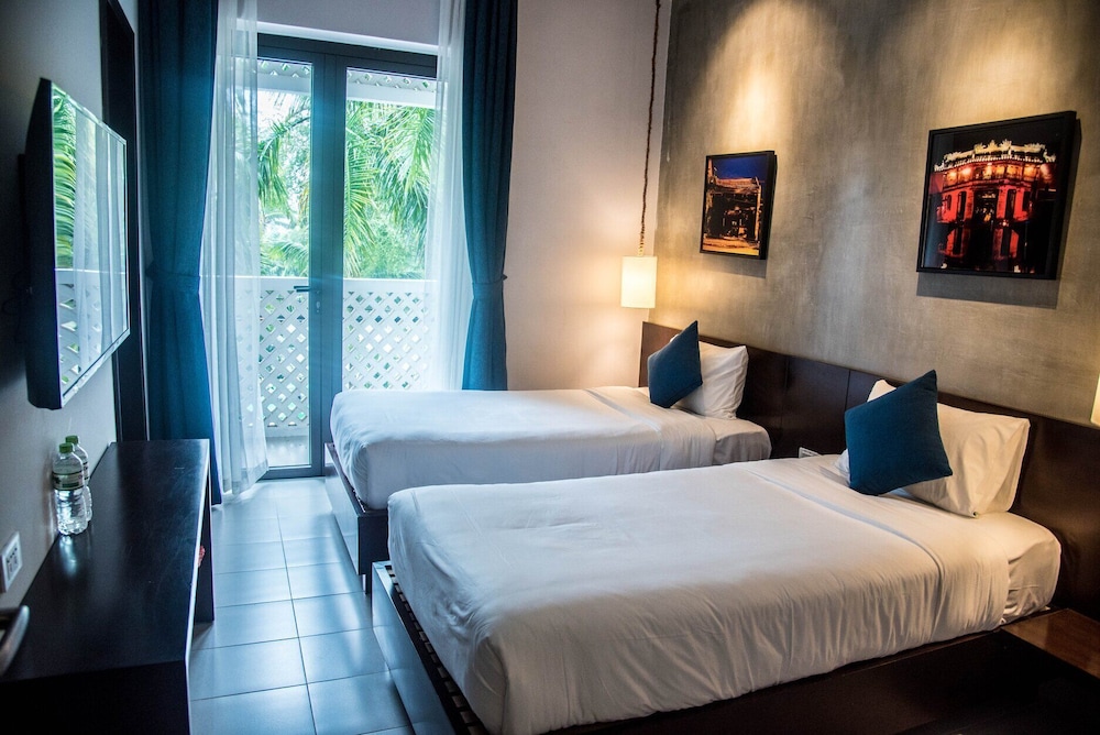 Mad Monkey Hoi An view 4