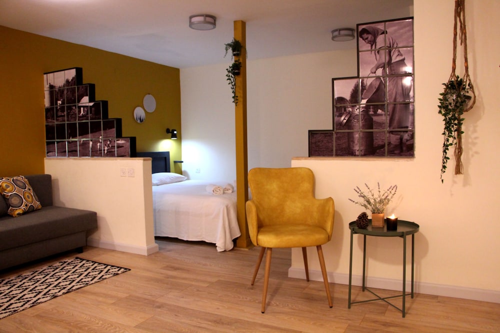 Kibbutz Kfar Masaryk Country Lodging