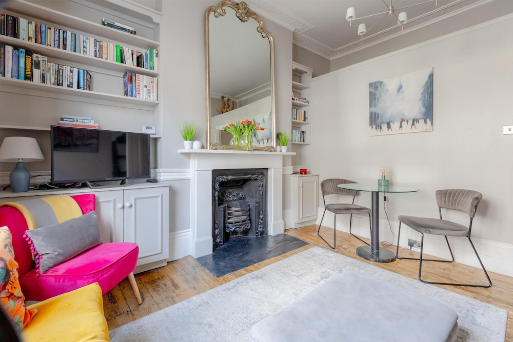 Vogue 1 Bedroom Pimlico Flat Near Victoria Station