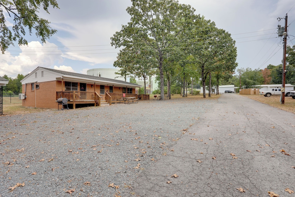 Bring Your Boat! Greers Ferry Lake Home w/ Slip