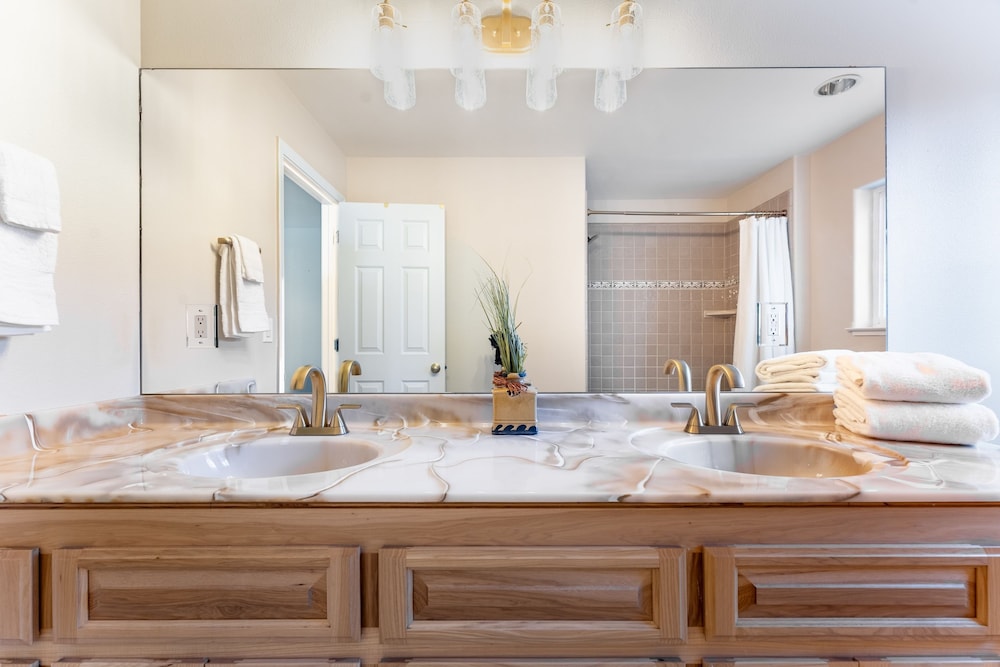 Blitzen by Avantstay Pet-friendly Tahoe Retreat
