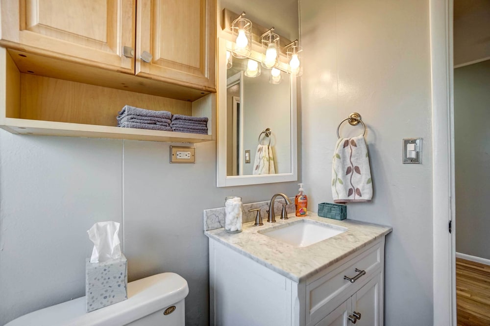 Laramie Vacations - Laramie Vacation Rental: 2 Mi to Downtown! - Property Image 12
