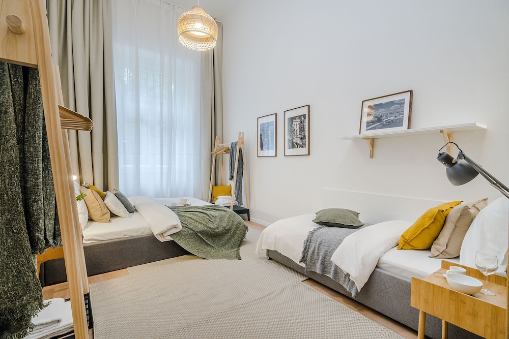 Modern APT in Center by Michal&Friends