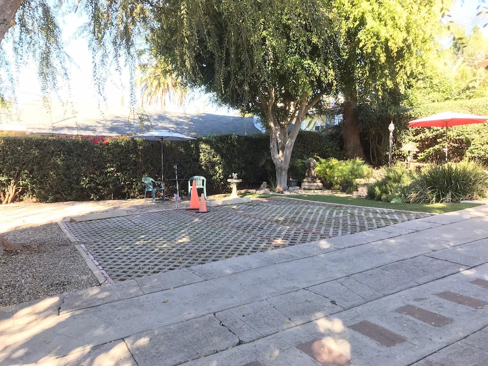 Sanborn Guest House
