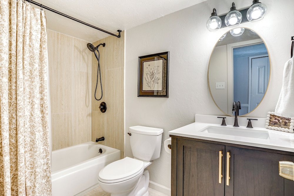 3 Mi to Nrh2o Water Park: Home w/ Furnished Patio