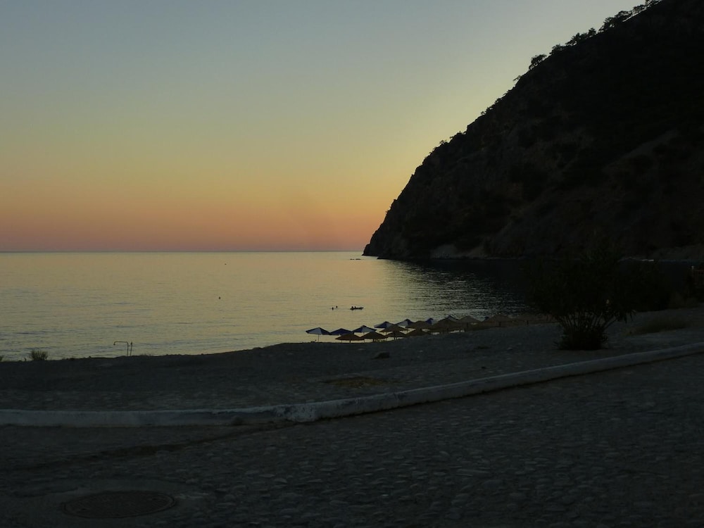 Samaria Pension & Restaurant