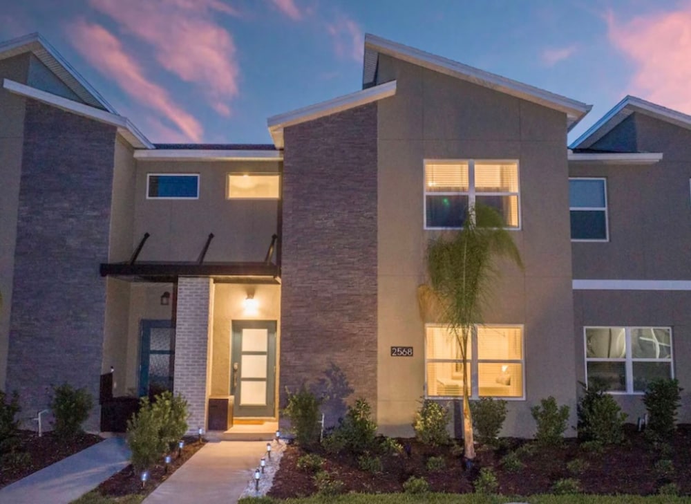 Condominium villas near Disney Orlando