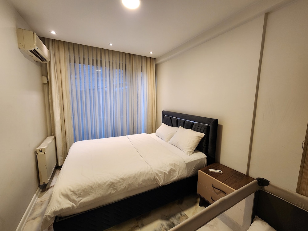Perfect Residence Taksim with pool