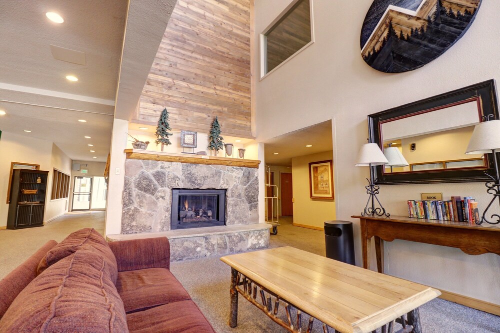 SkyRun - Vacation Condos in Copper Mountain Resort CO