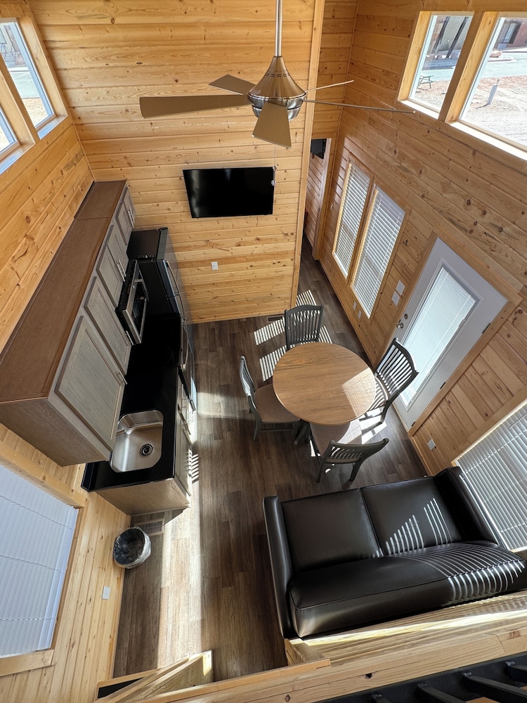 Arches Hut