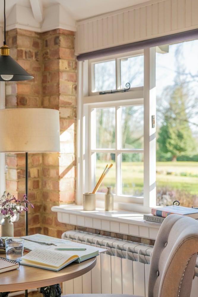 Old Mill Lodge I By Huluki Sussex Stays