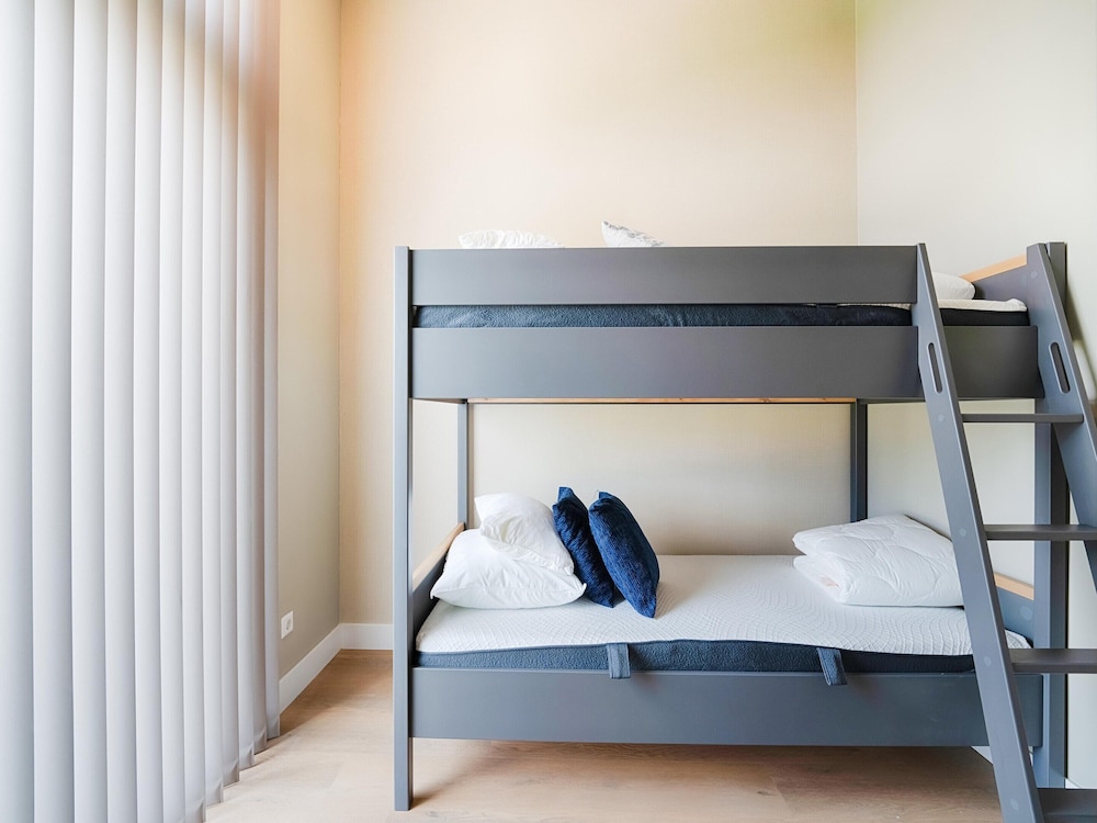 Holiday Home Near Kaag Lakes and Leiden Canals