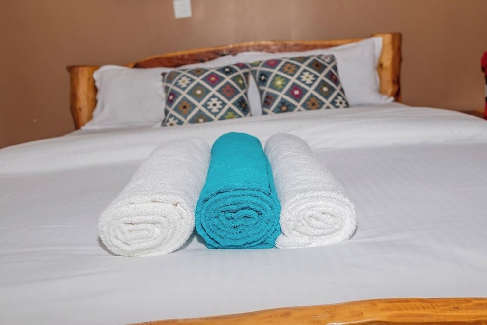 Lux Suites Enkarsis Bungalow Kisaju