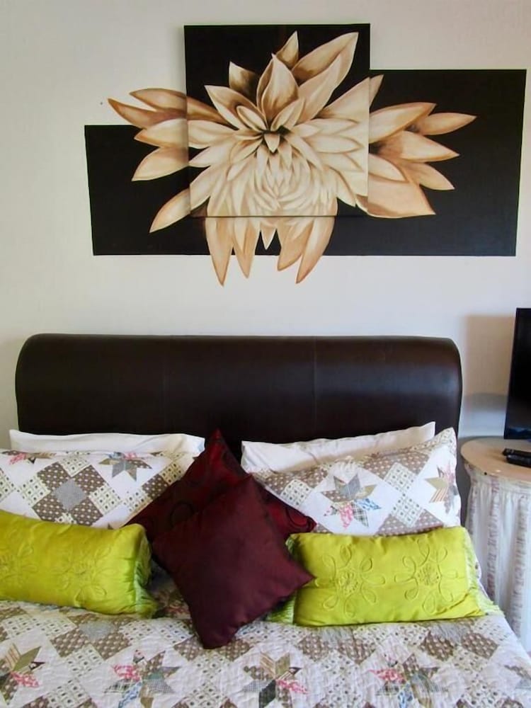 Bruma Holiday Home