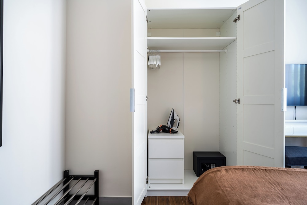 Local Host Living - Signature Apartments in Nicosia
