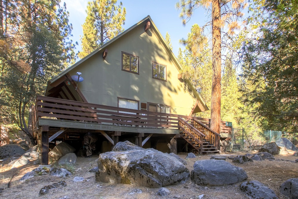 Yosemite Scenic Wonders - Wawona Area