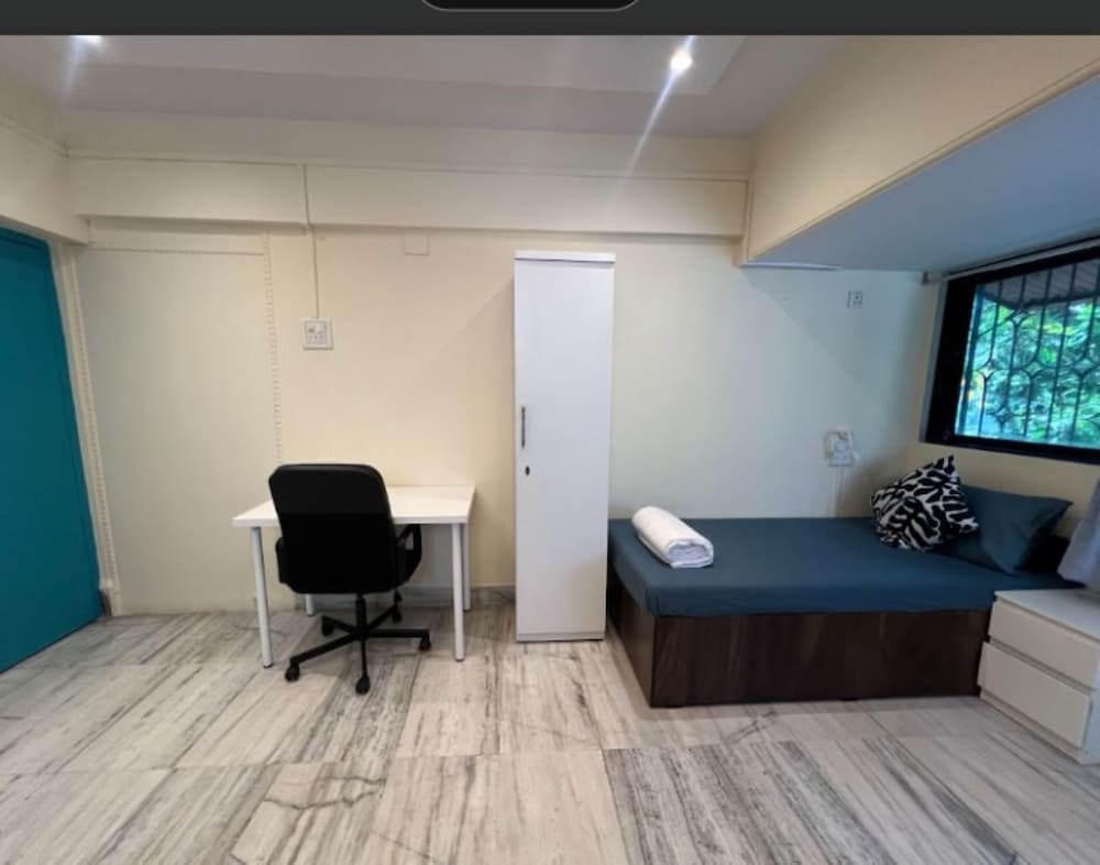 Locomo Hostel Mini - 9 mins from airport