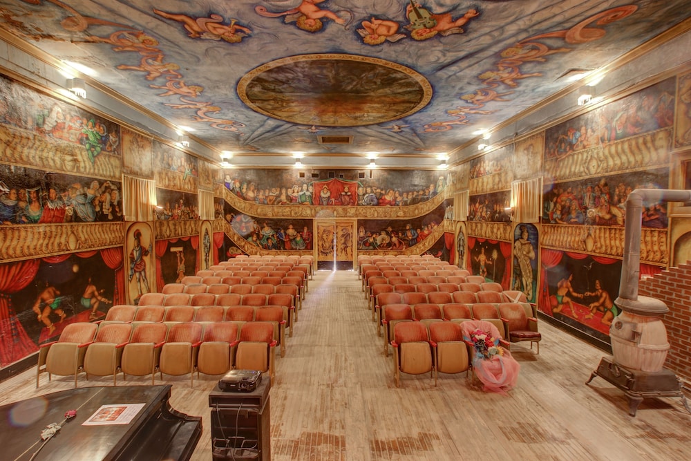 Amargosa Opera House
