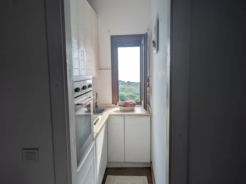 Charming Apartment Near Spiaggia Bianca