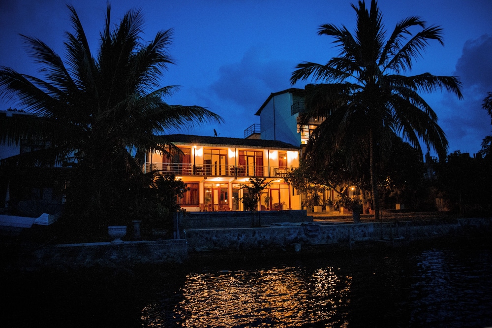 Riverside Inn Fuji