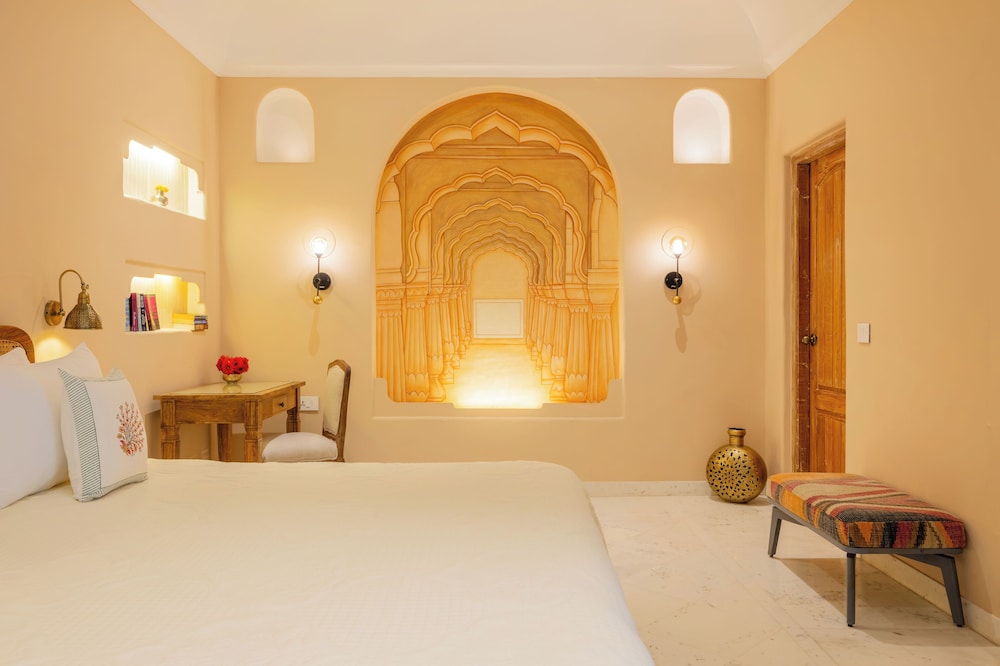 Niravi Jaipur